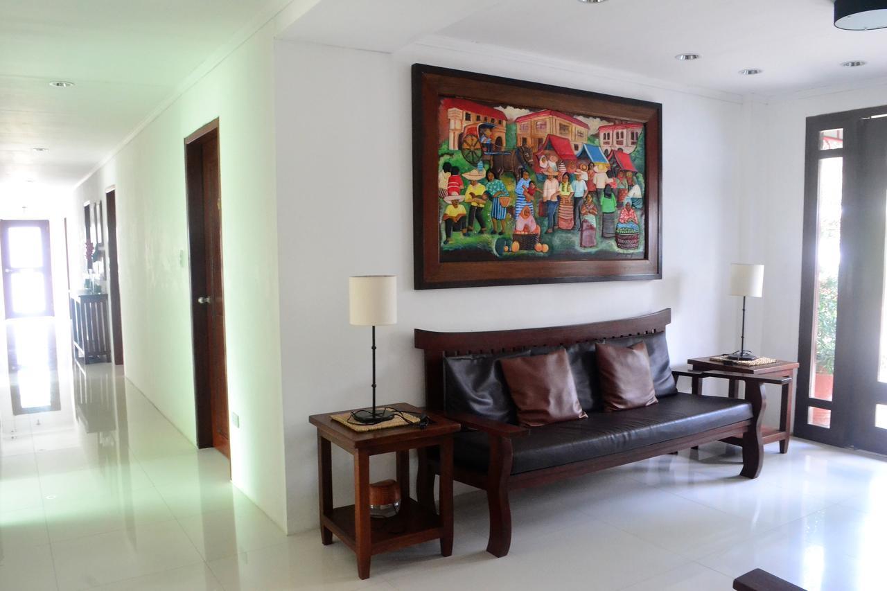 Hotel Lola Natividad Vigan Eksteriør bilde