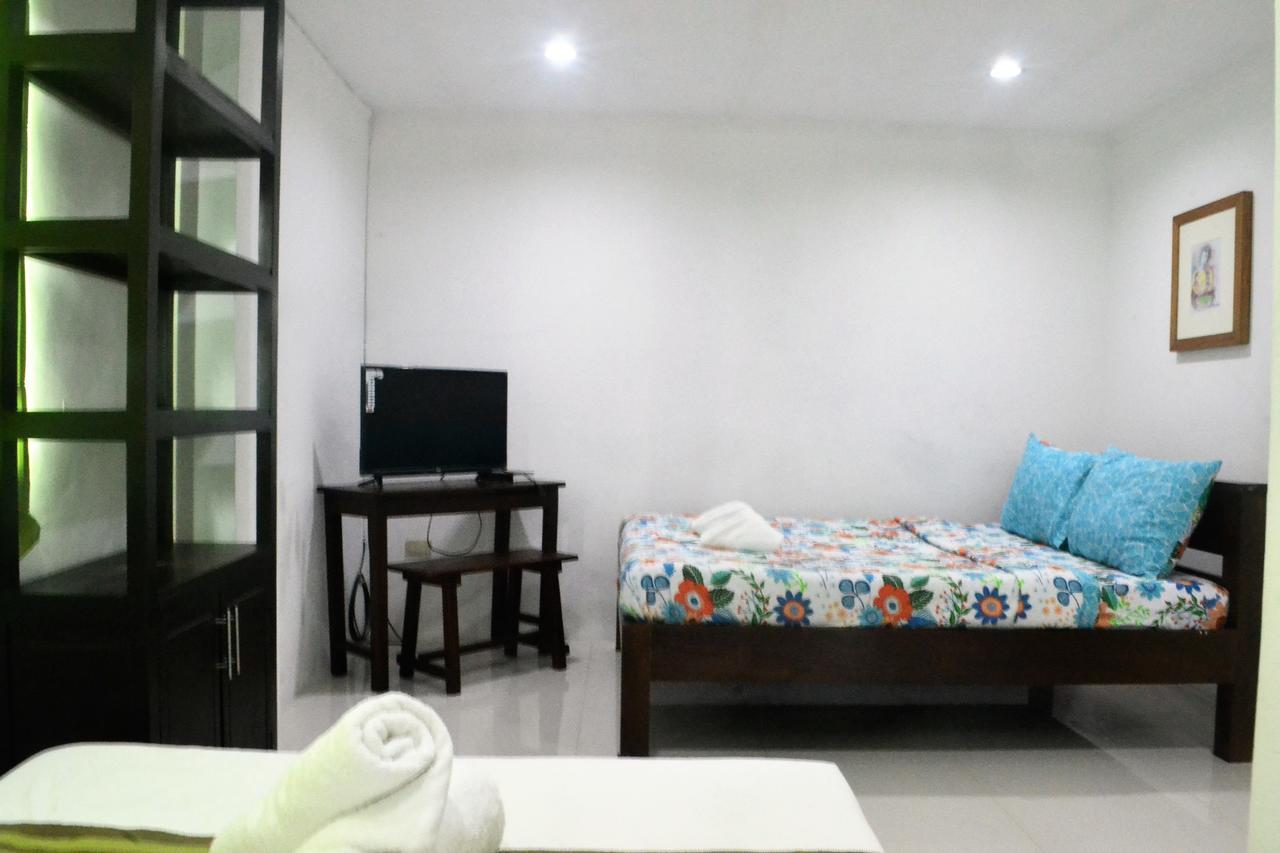 Hotel Lola Natividad Vigan Eksteriør bilde